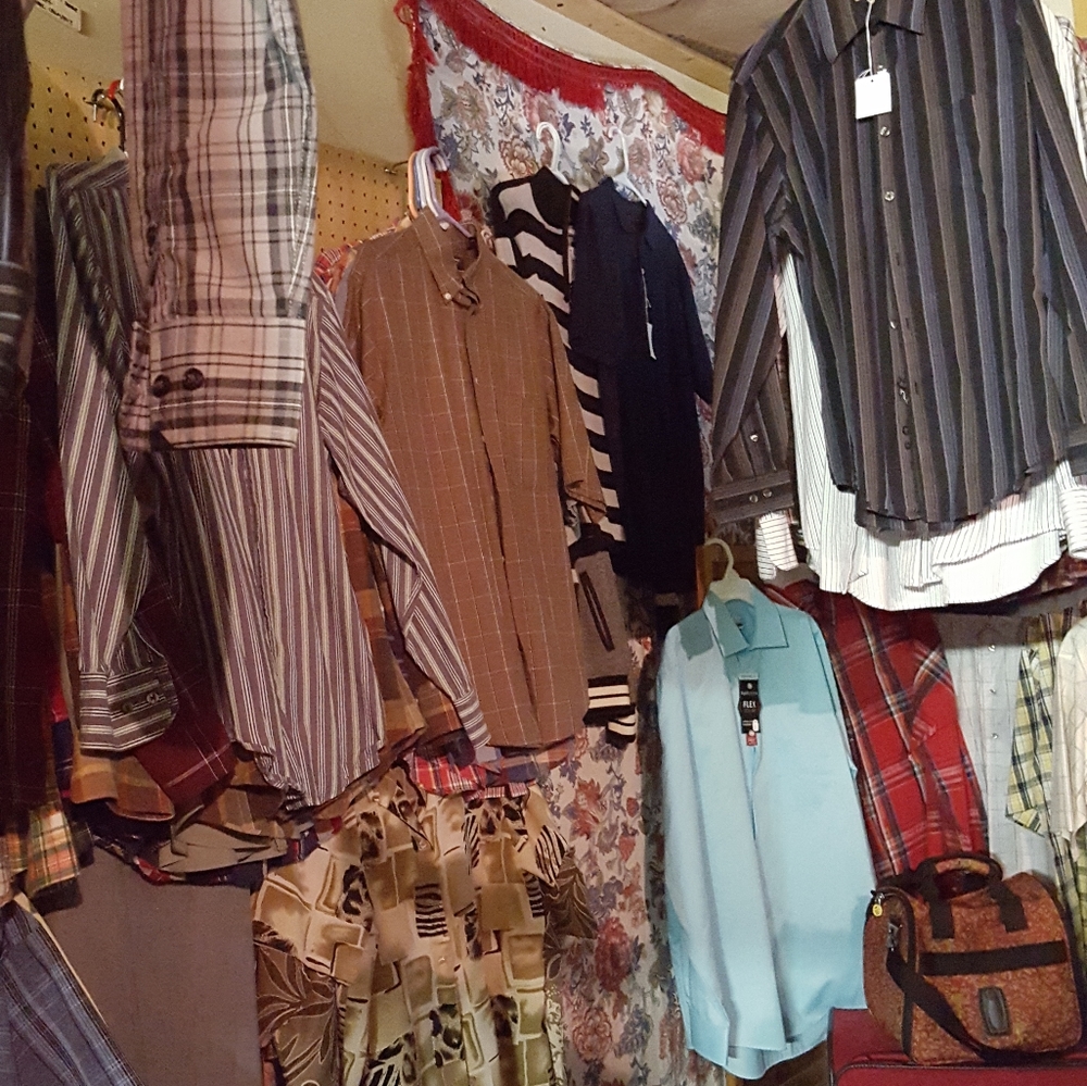 Mens dress shirts. S,M,L